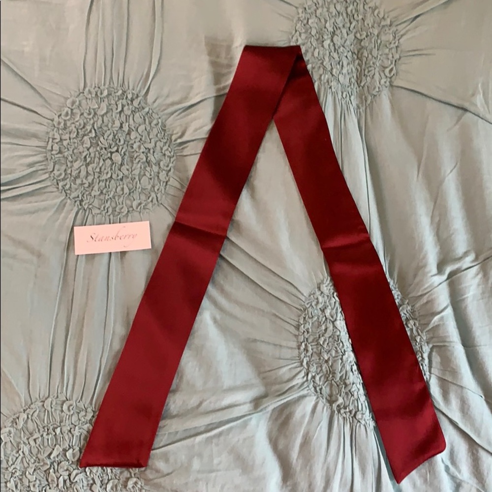 Deep red neck scarf NWT